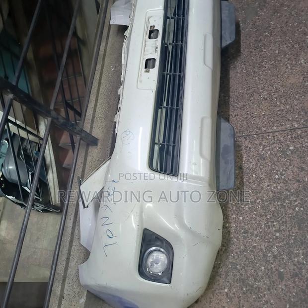Prado 150 Complete Bumper With Fog Lights - thumbnail 2