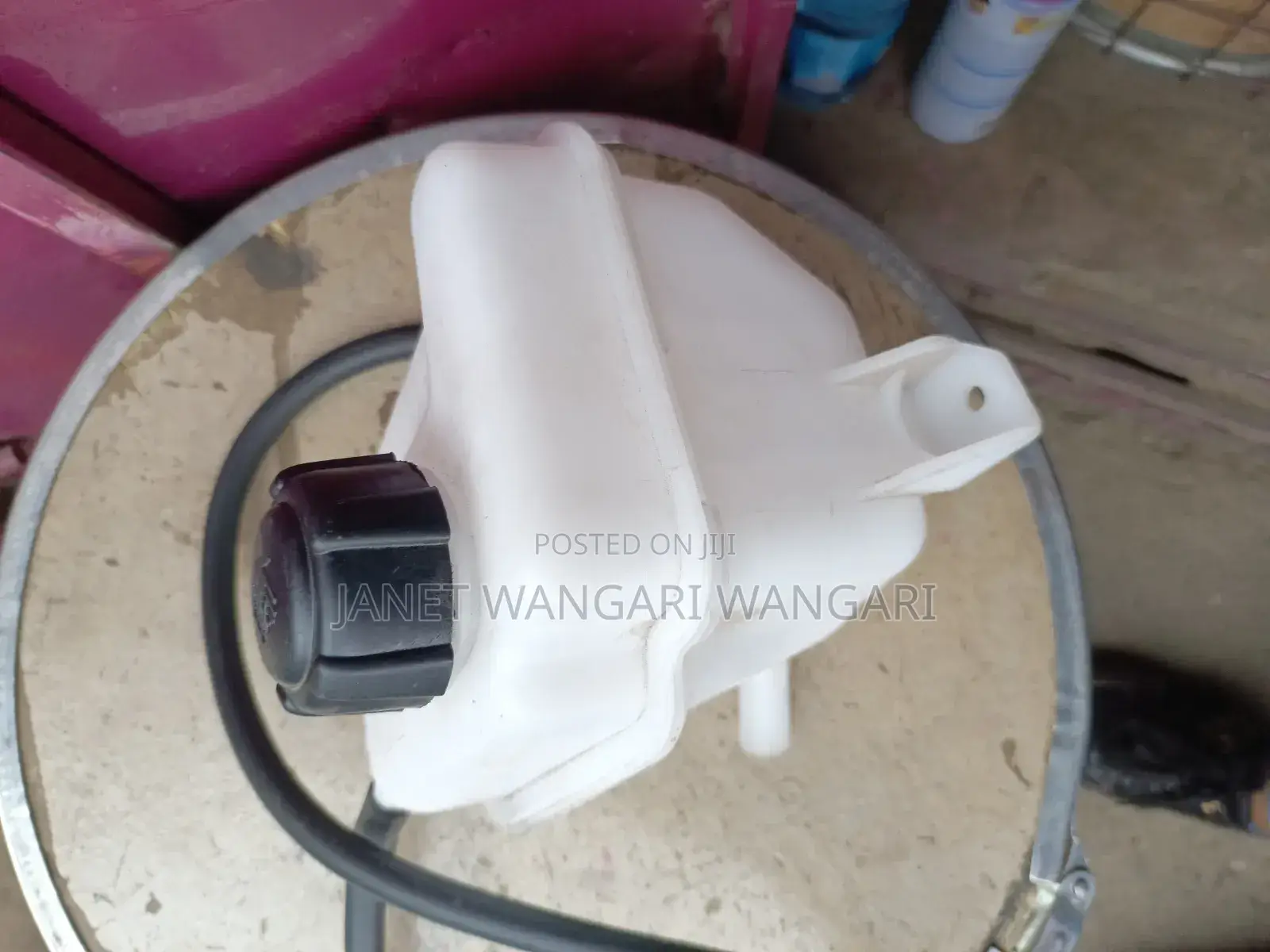 Coolant /Reserve Bottle for Nissan Dualis