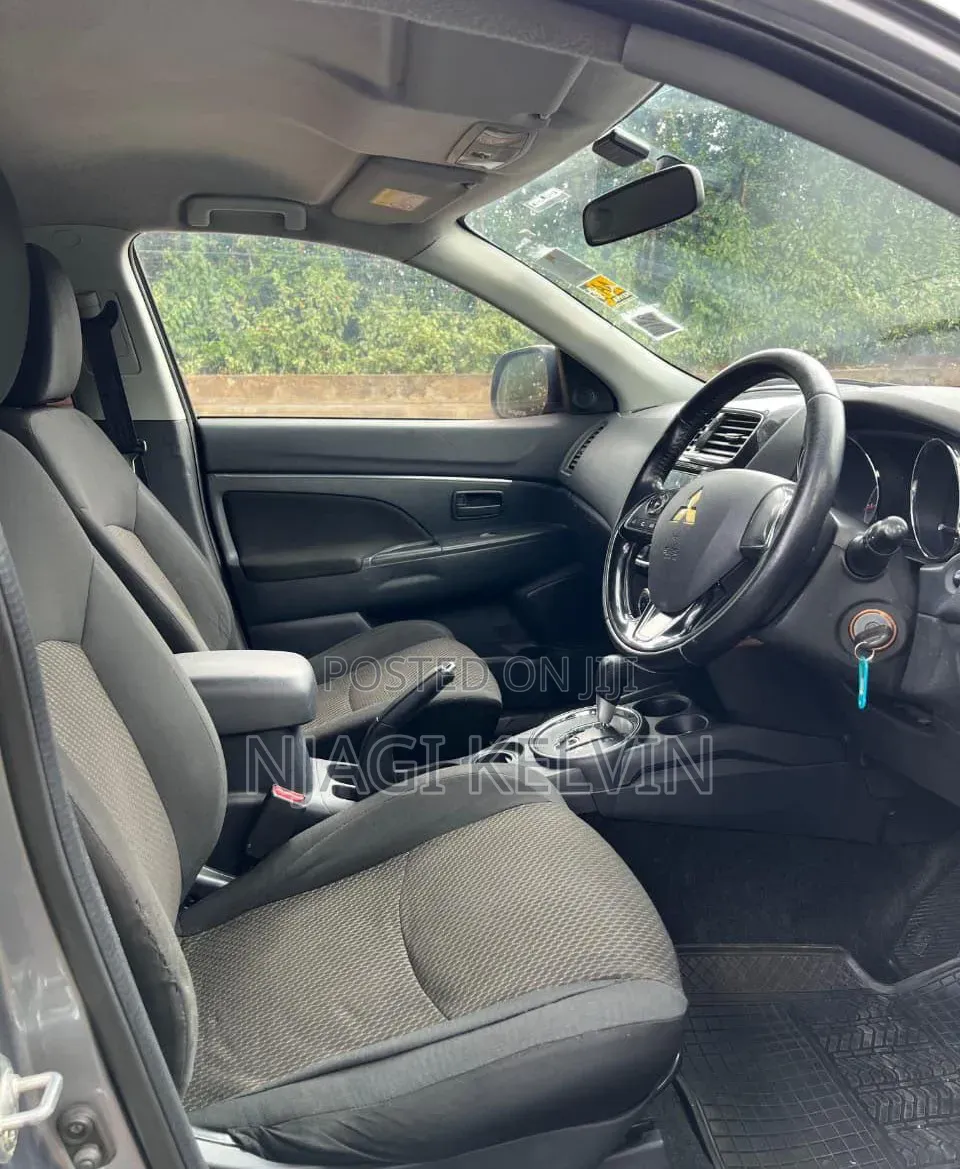 Mitsubishi RVR 2015 Gray