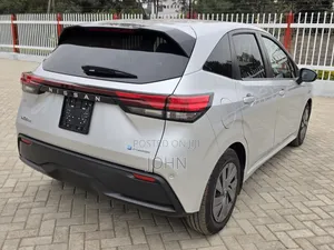 Nissan Note 1.2 Hybrid 2021 Silver