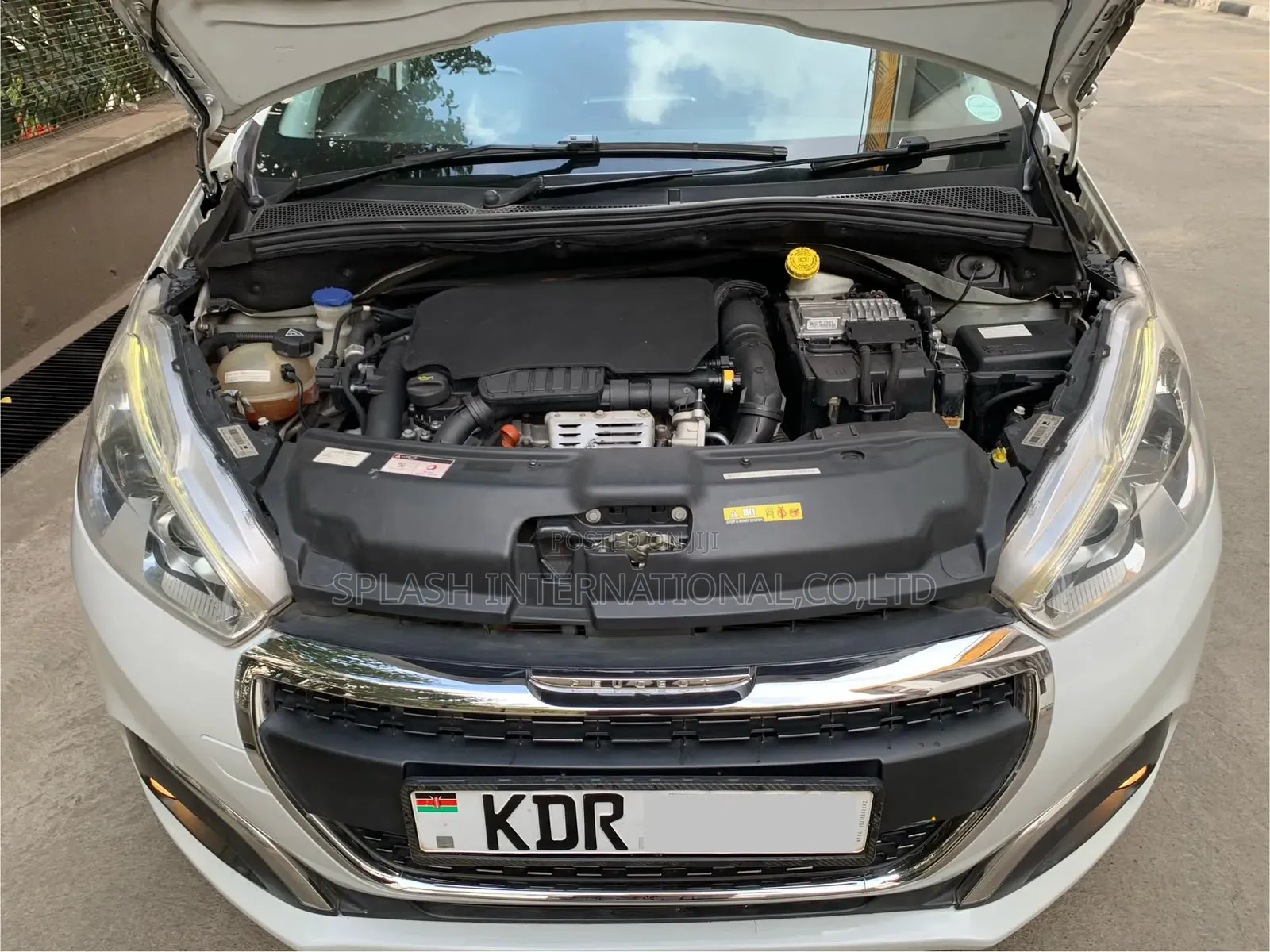 Peugeot 208 2017 White