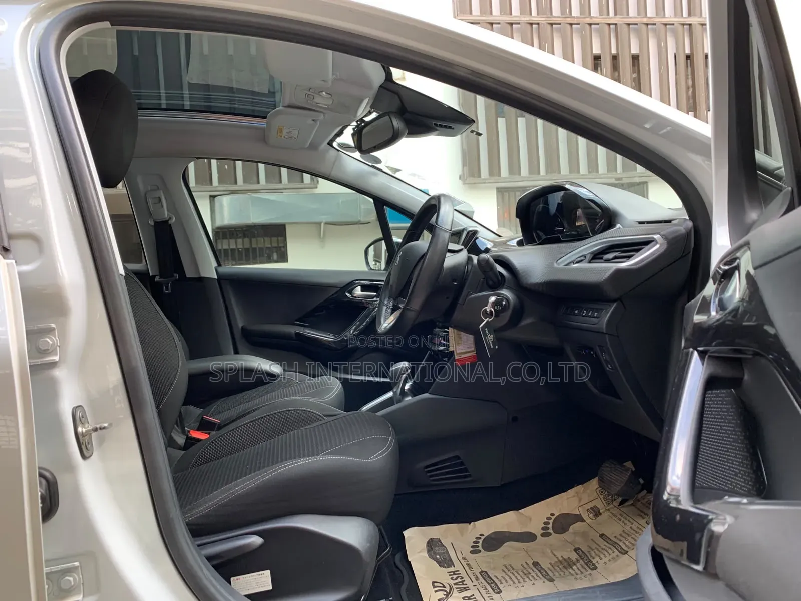 Peugeot 208 2017 White