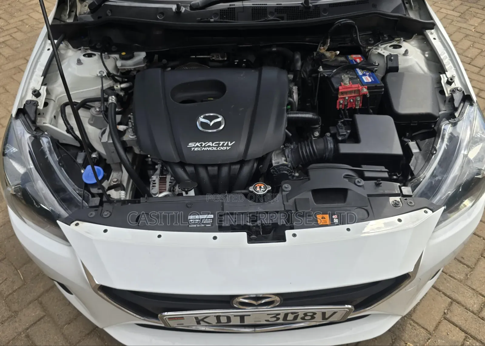 Mazda Demio 2018 White