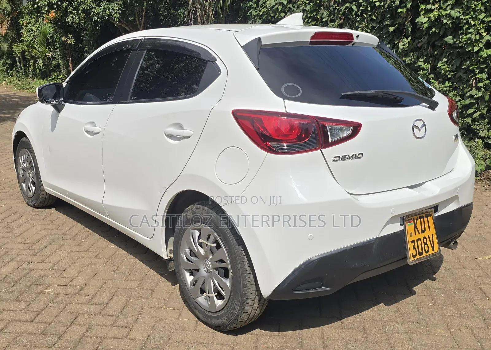 Mazda Demio 2018 White