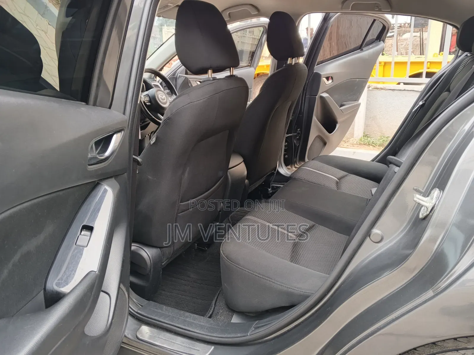 Mazda Axela 2018 Gray