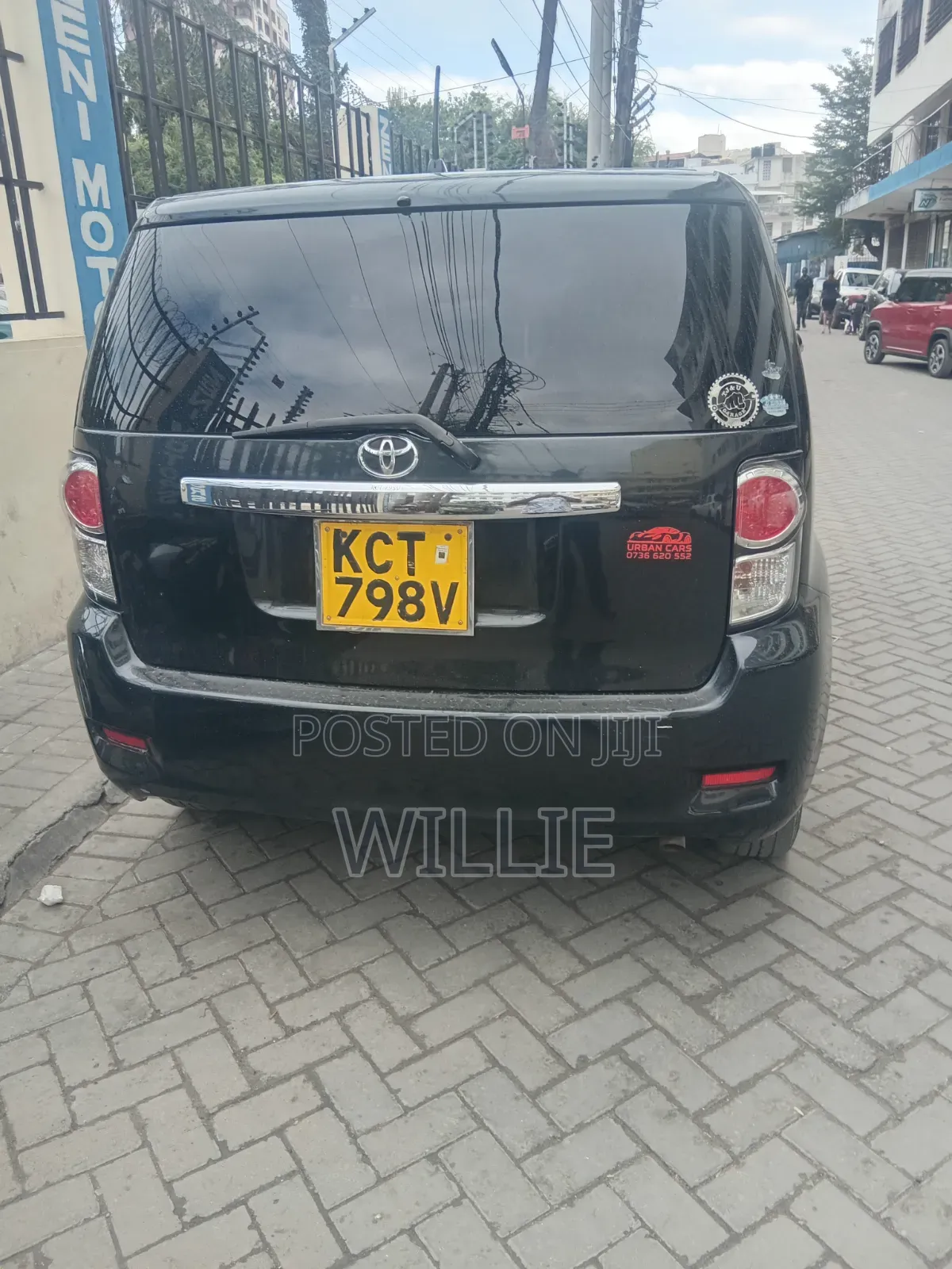 Toyota Corolla Rumion 2011 Black