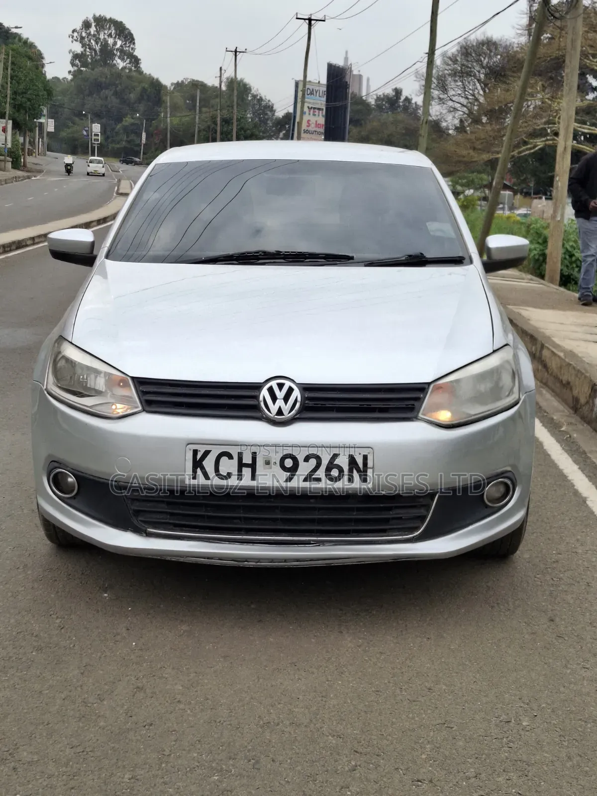 Volkswagen Polo 2015 Silver