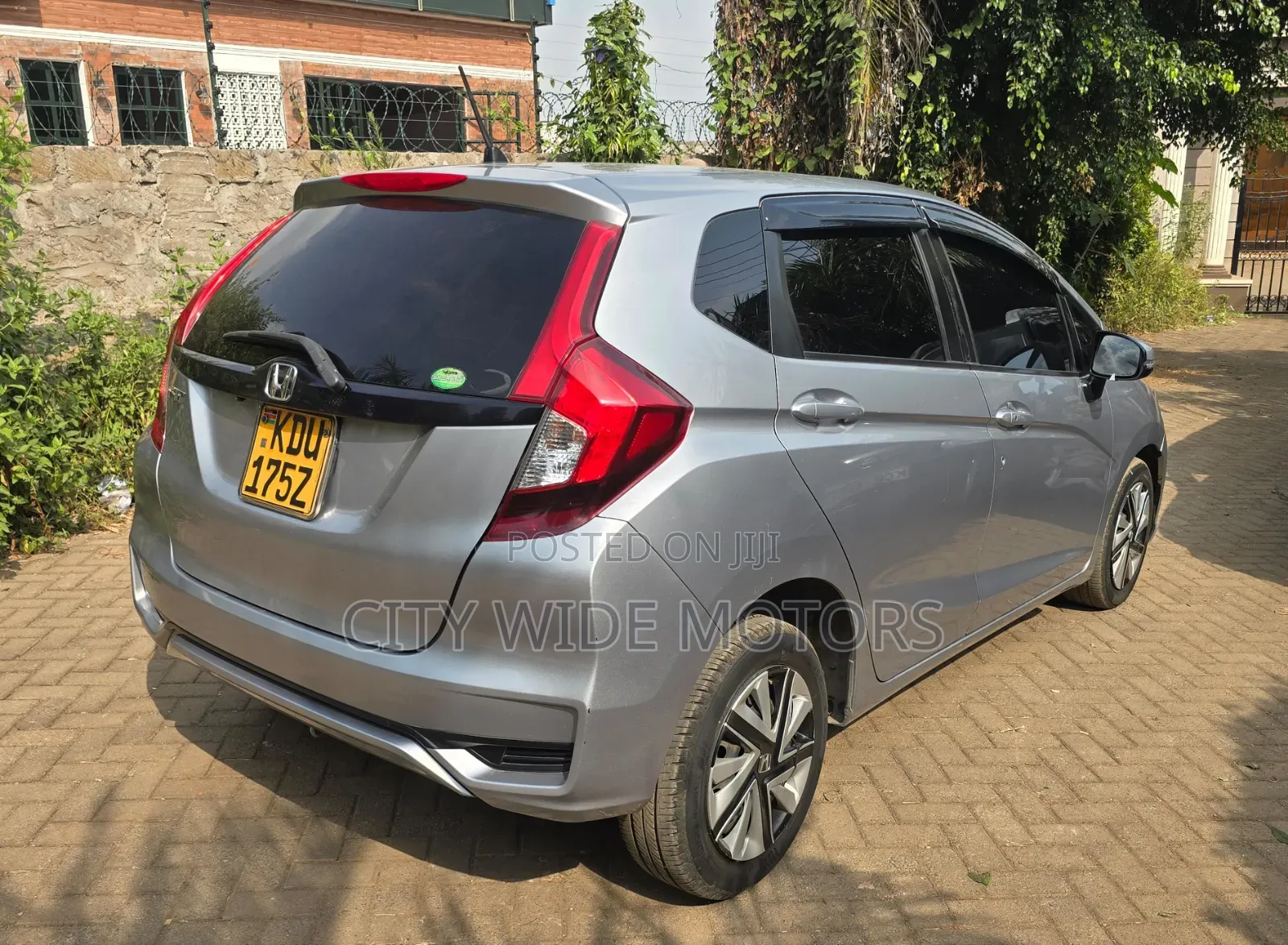 Honda Fit 2018 Silver