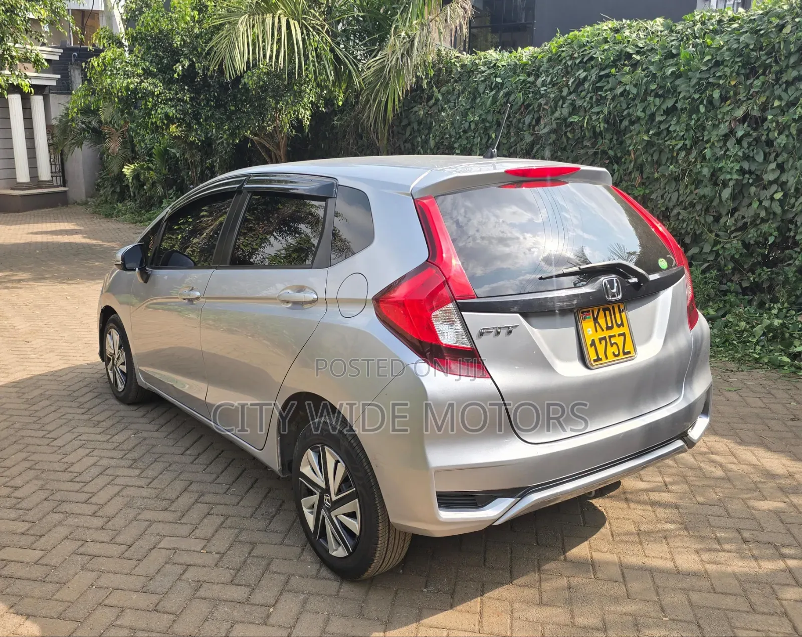 Honda Fit 2018 Silver