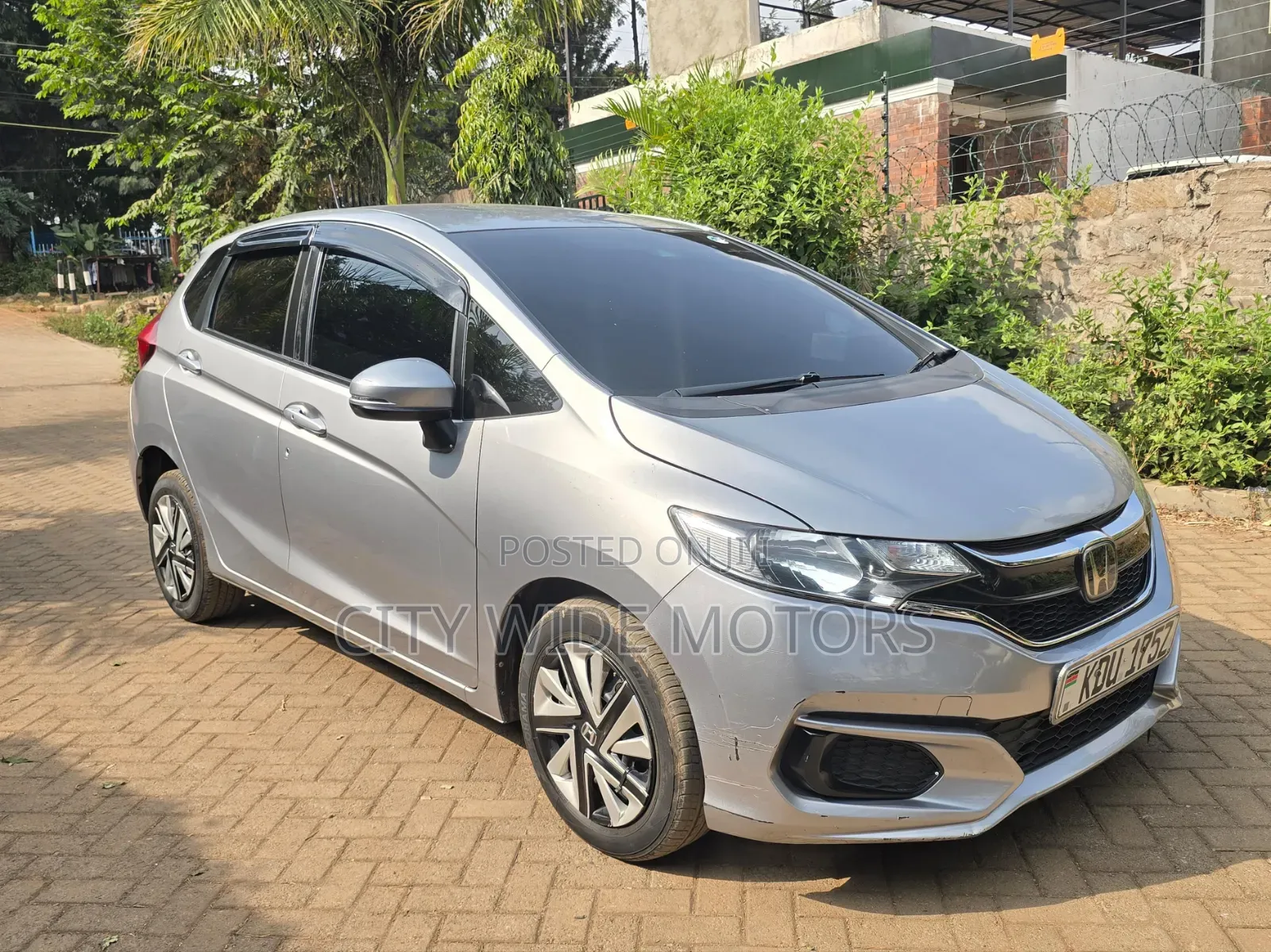 Honda Fit 2018 Silver