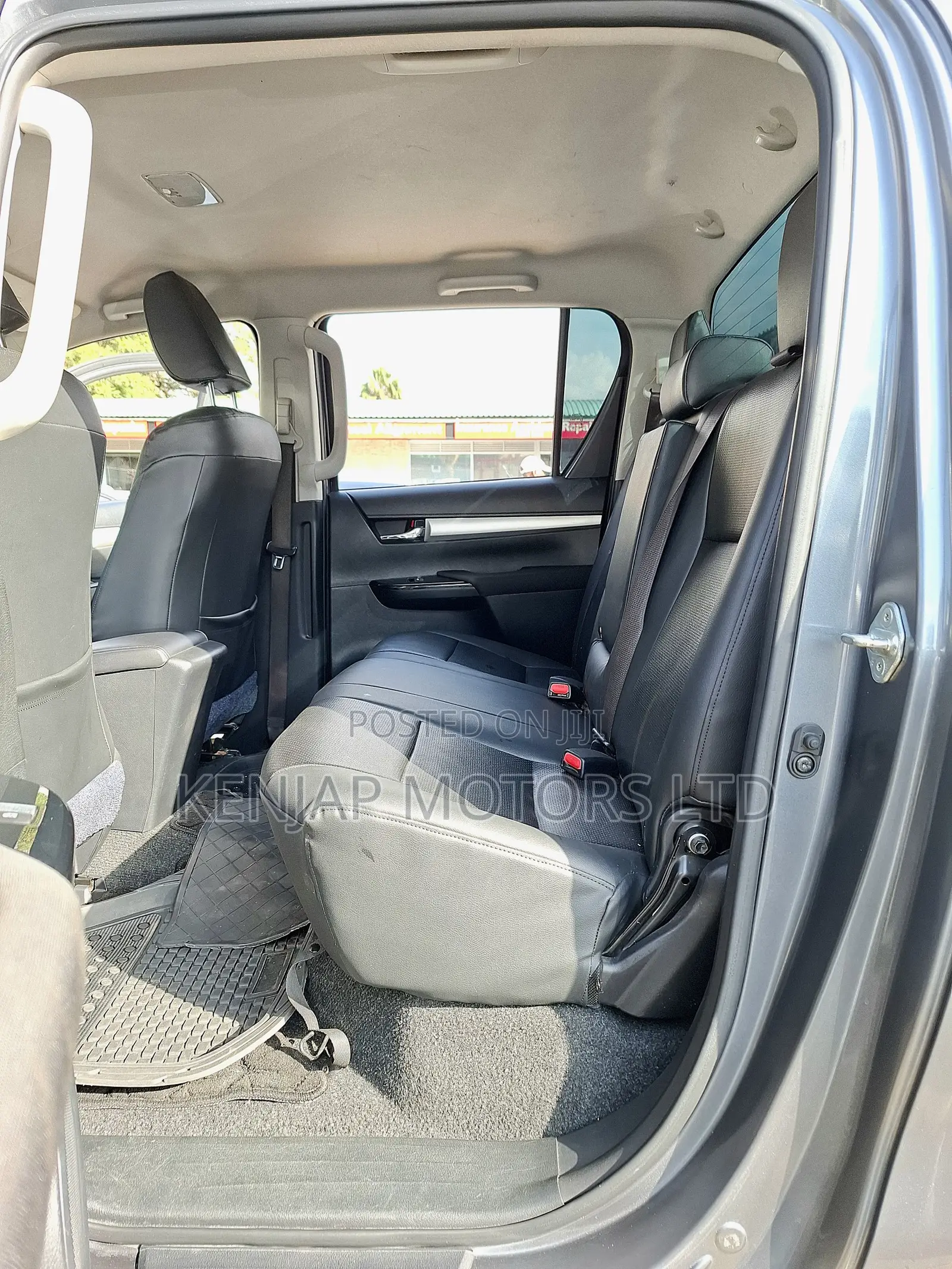 Toyota Hilux 2018 Gray