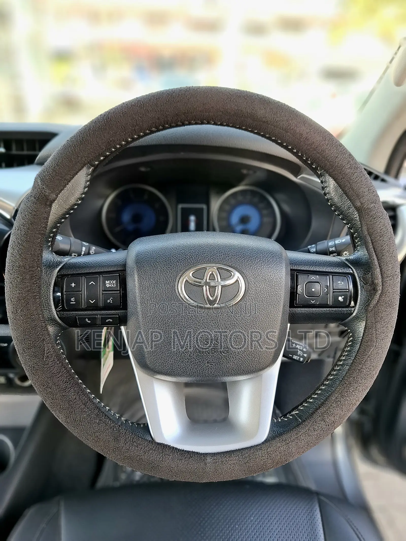 Toyota Hilux 2018 Gray