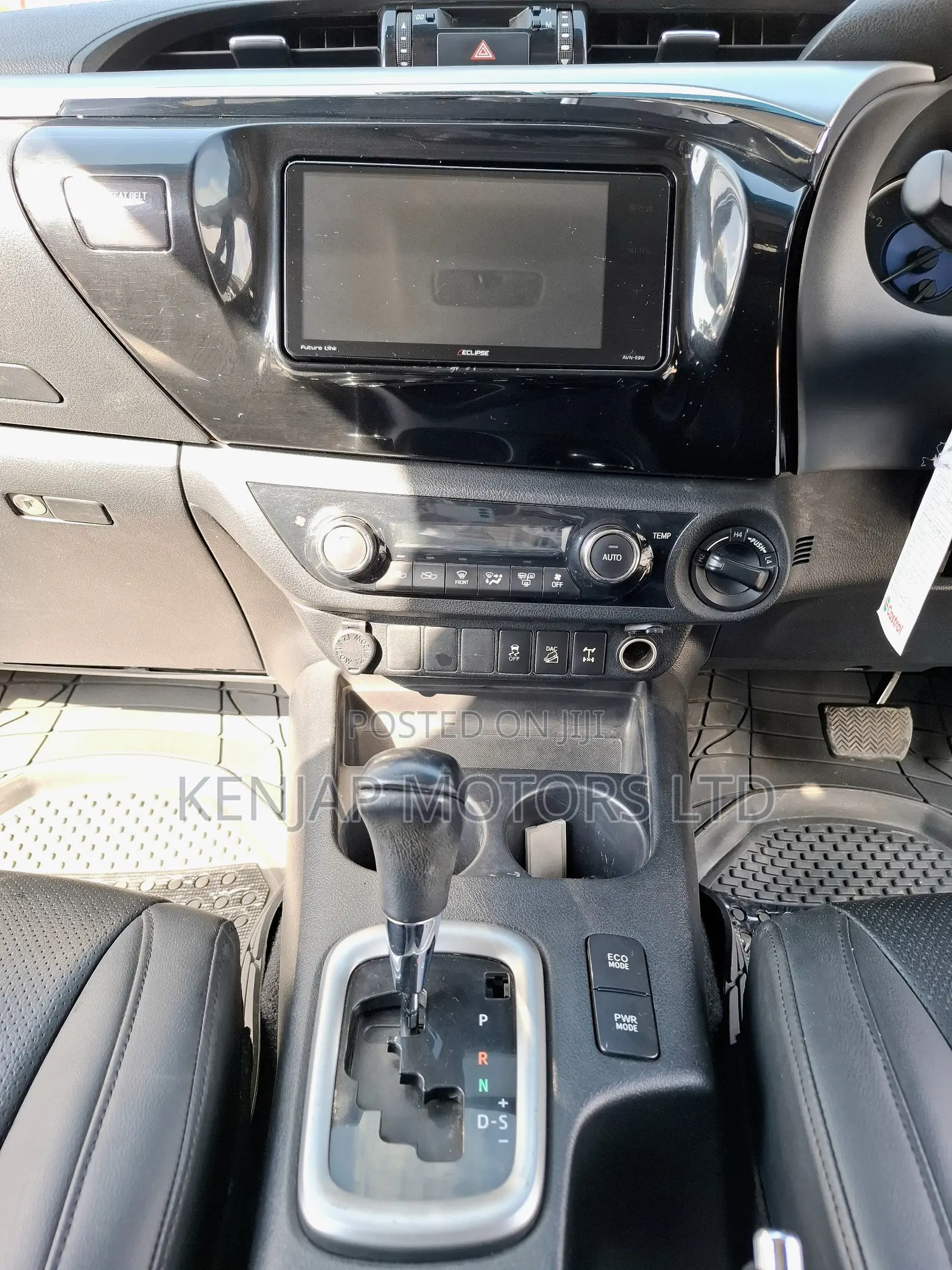 Toyota Hilux 2018 Gray
