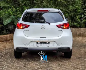 Mazda 2 2020 White
