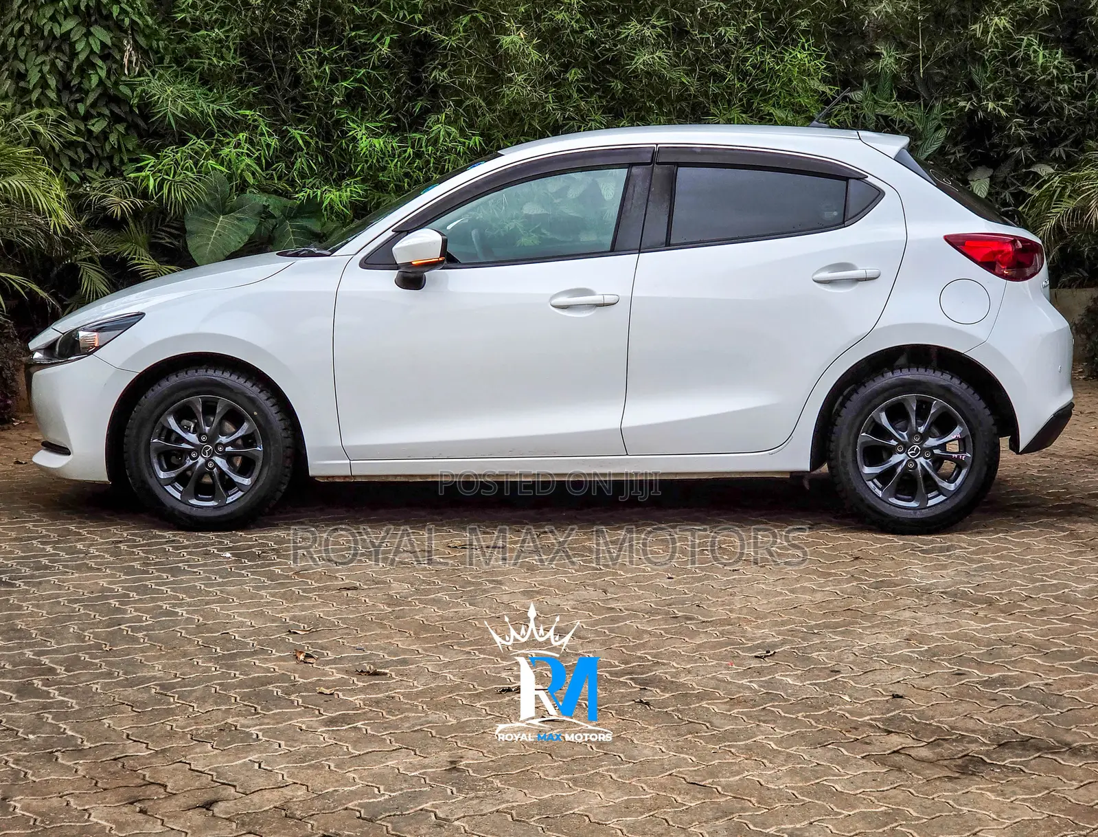 Mazda 2 2020 White