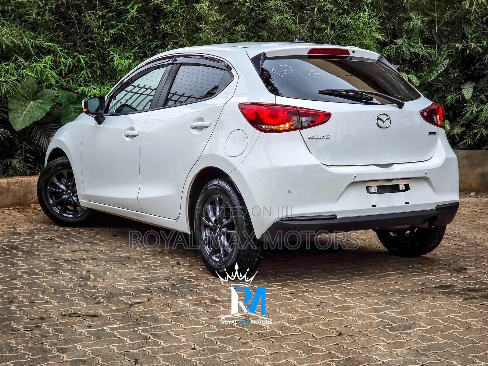 Mazda 2 2020 White
