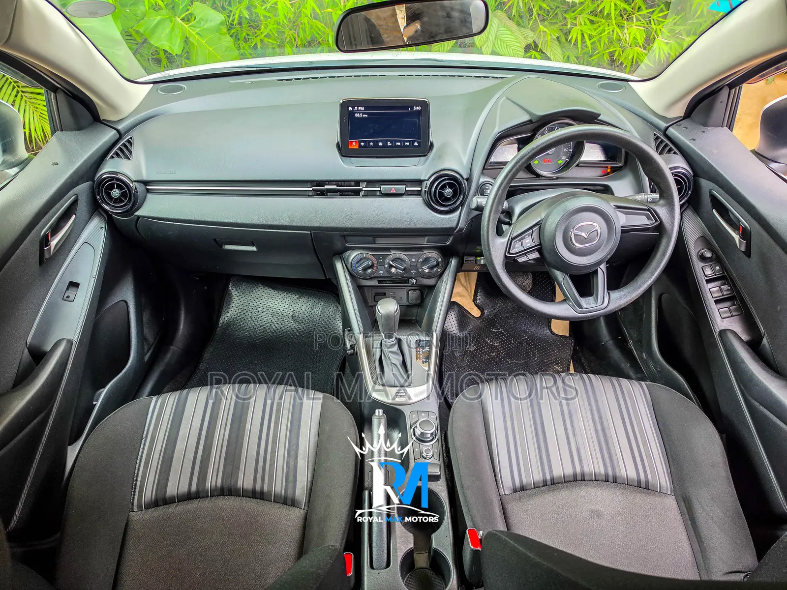 Mazda 2 2020 White