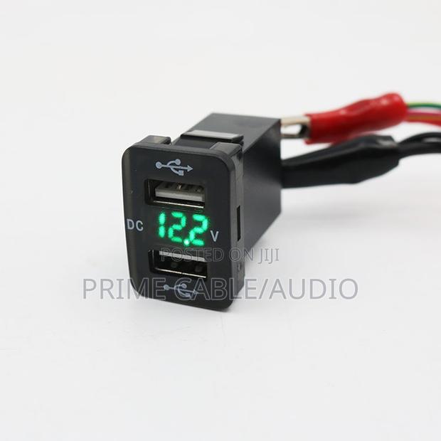 Dual USB Car Charger With LED Voltmeter (12v/24v) - thumbnail 3