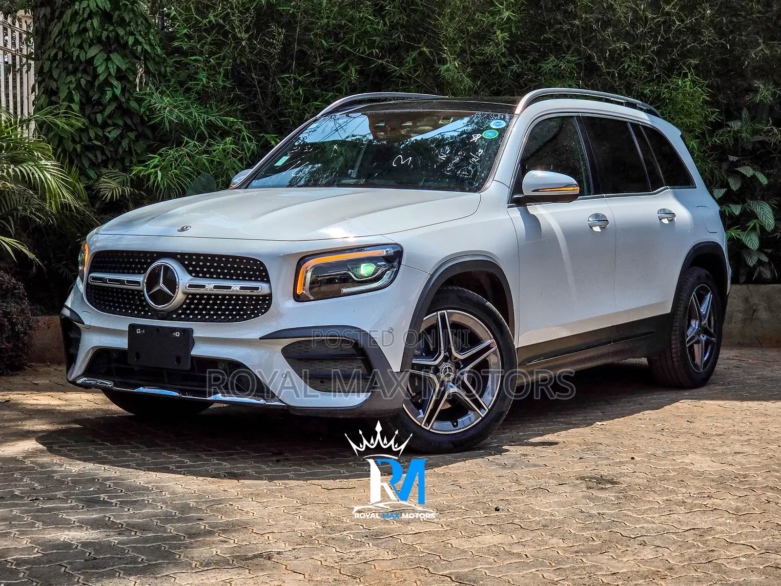 Mercedes-Benz GLB-Class 2020 White