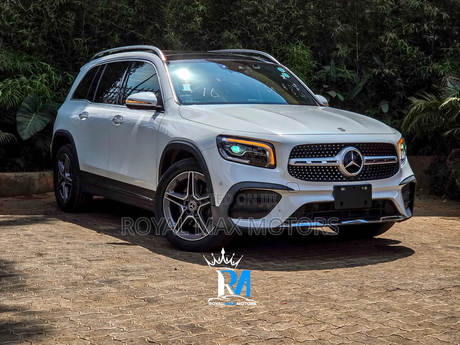 Mercedes-Benz GLB-Class 2020 White