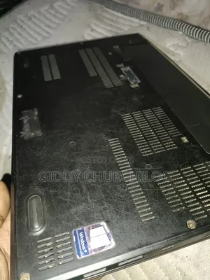 Laptop Lenovo ThinkPad X270 8GB Intel Core i5 HDD+SSD 1.5T