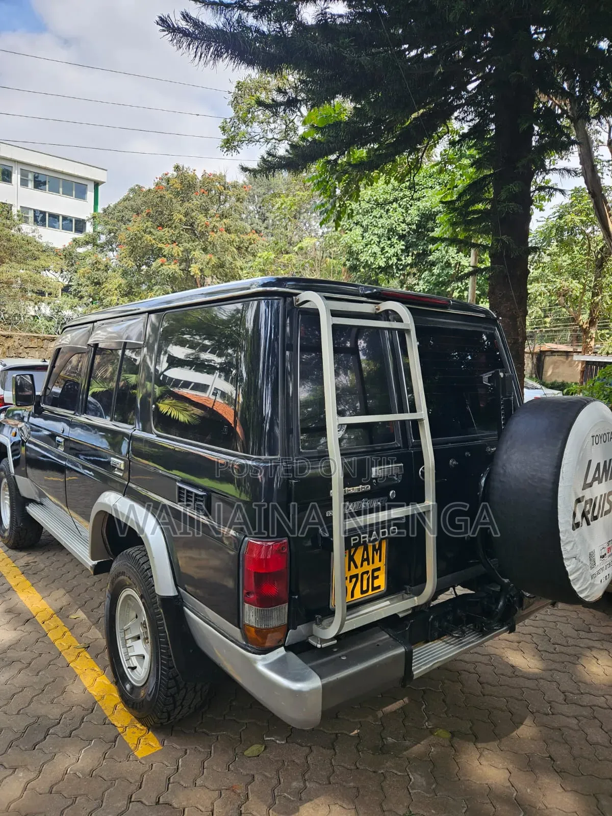 Toyota Land Cruiser 1999 Black