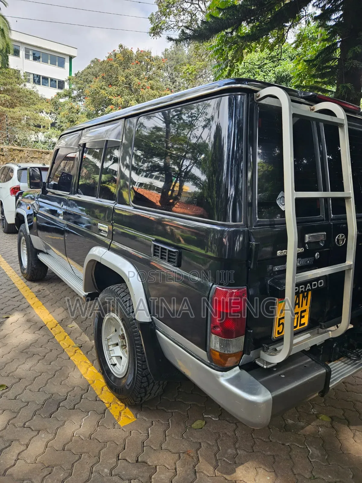 Toyota Land Cruiser 1999 Black