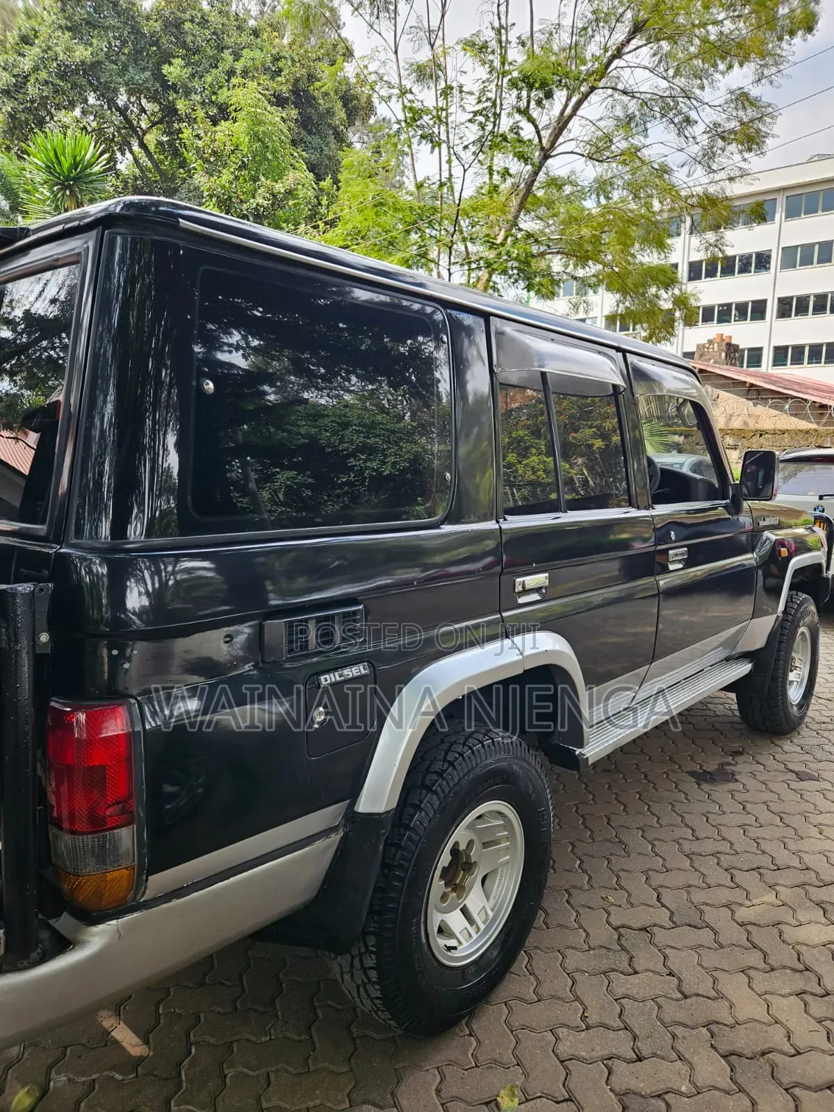 Toyota Land Cruiser 1999 Black