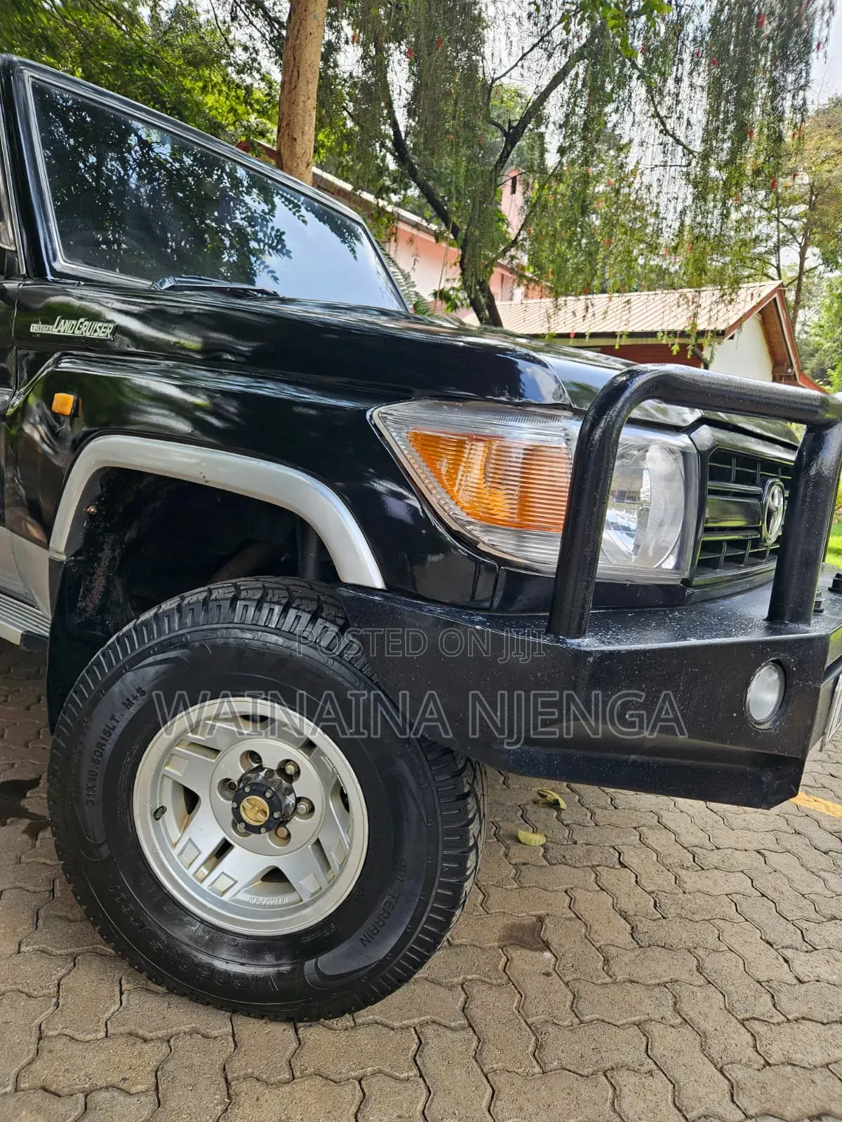 Toyota Land Cruiser 1999 Black