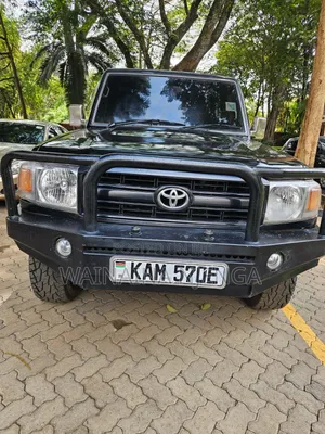 Toyota Land Cruiser 1999 Black
