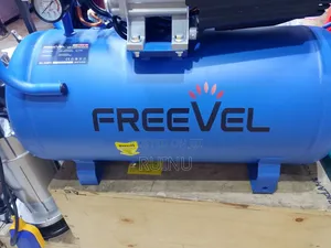 Portable Oil-Free Air Compressor Branded FRAVAL