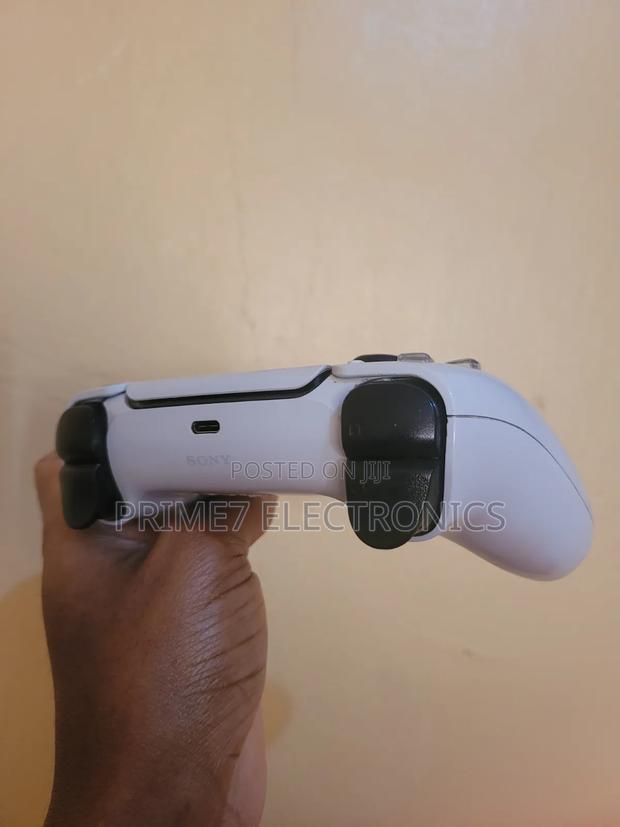 Playstation 5 Pad - thumbnail 2
