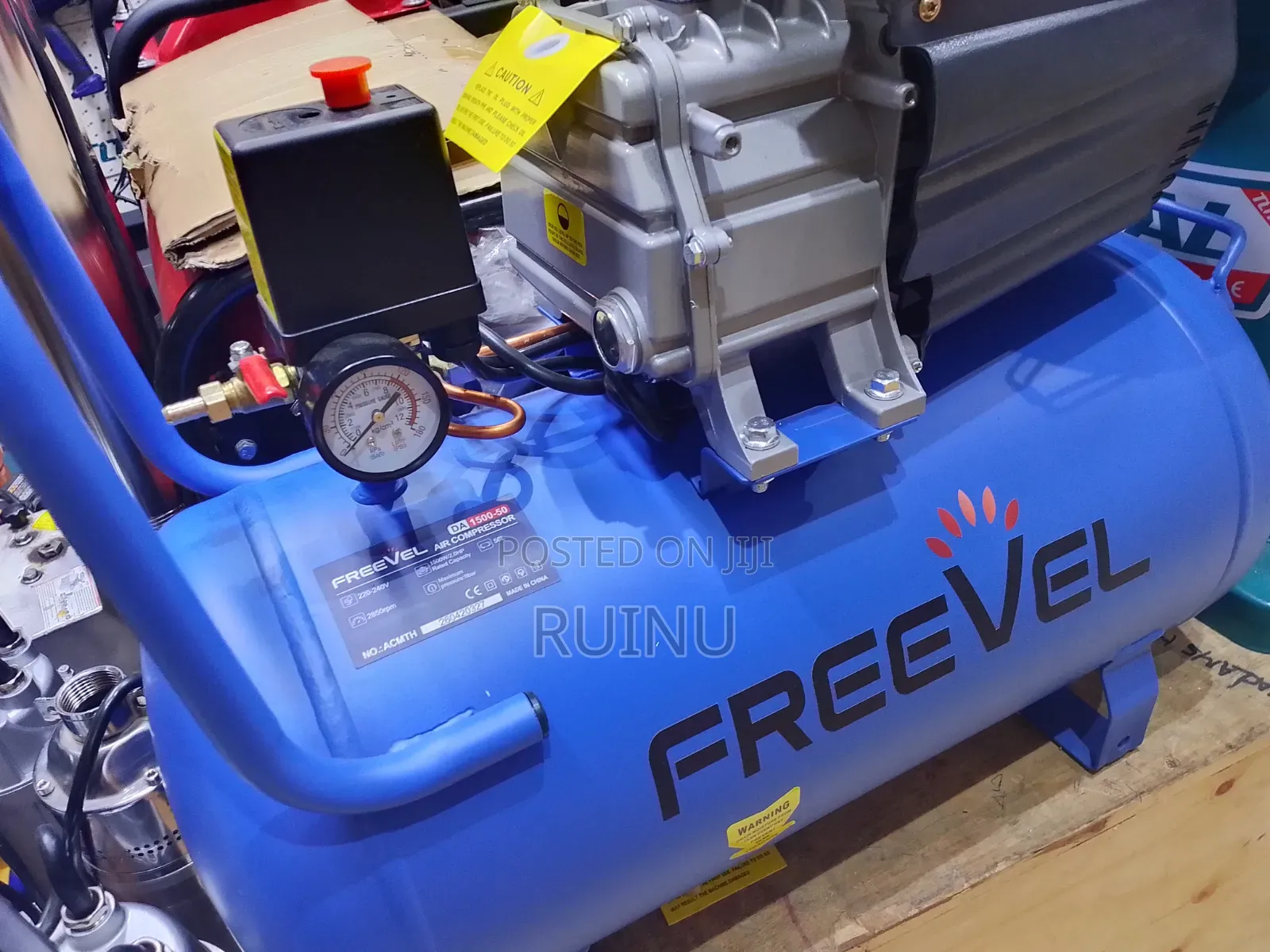 FRAVAL Air Compressor