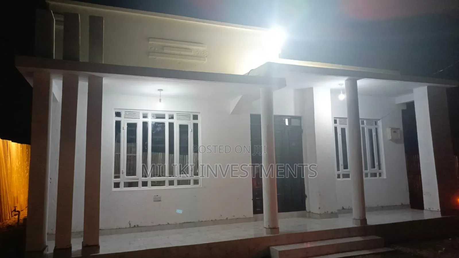 4bdrm Bungalow in Kenol Estate, Kimorori/Wempa for sale