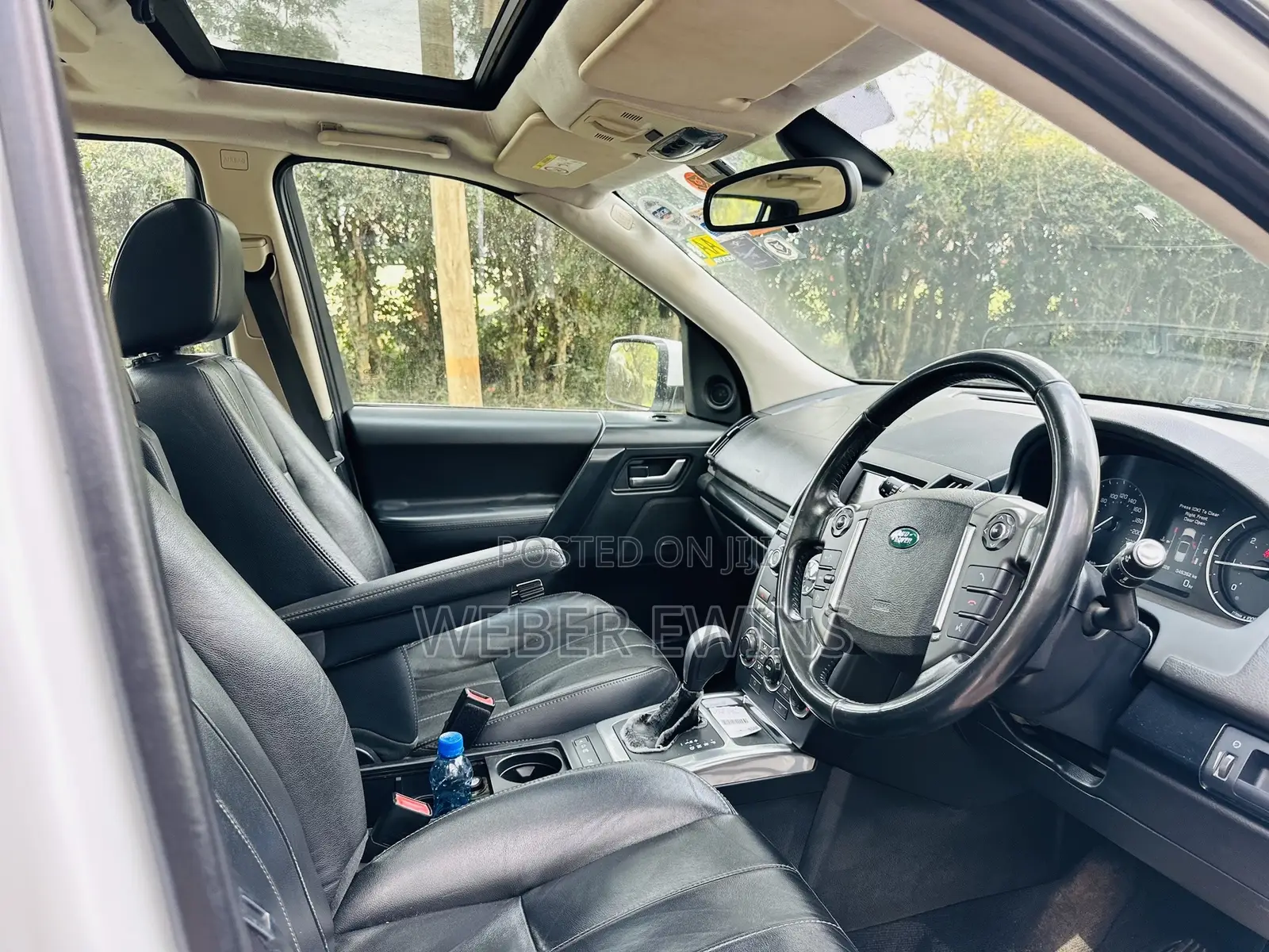 Land Rover Freelander SV Premium 2014 White