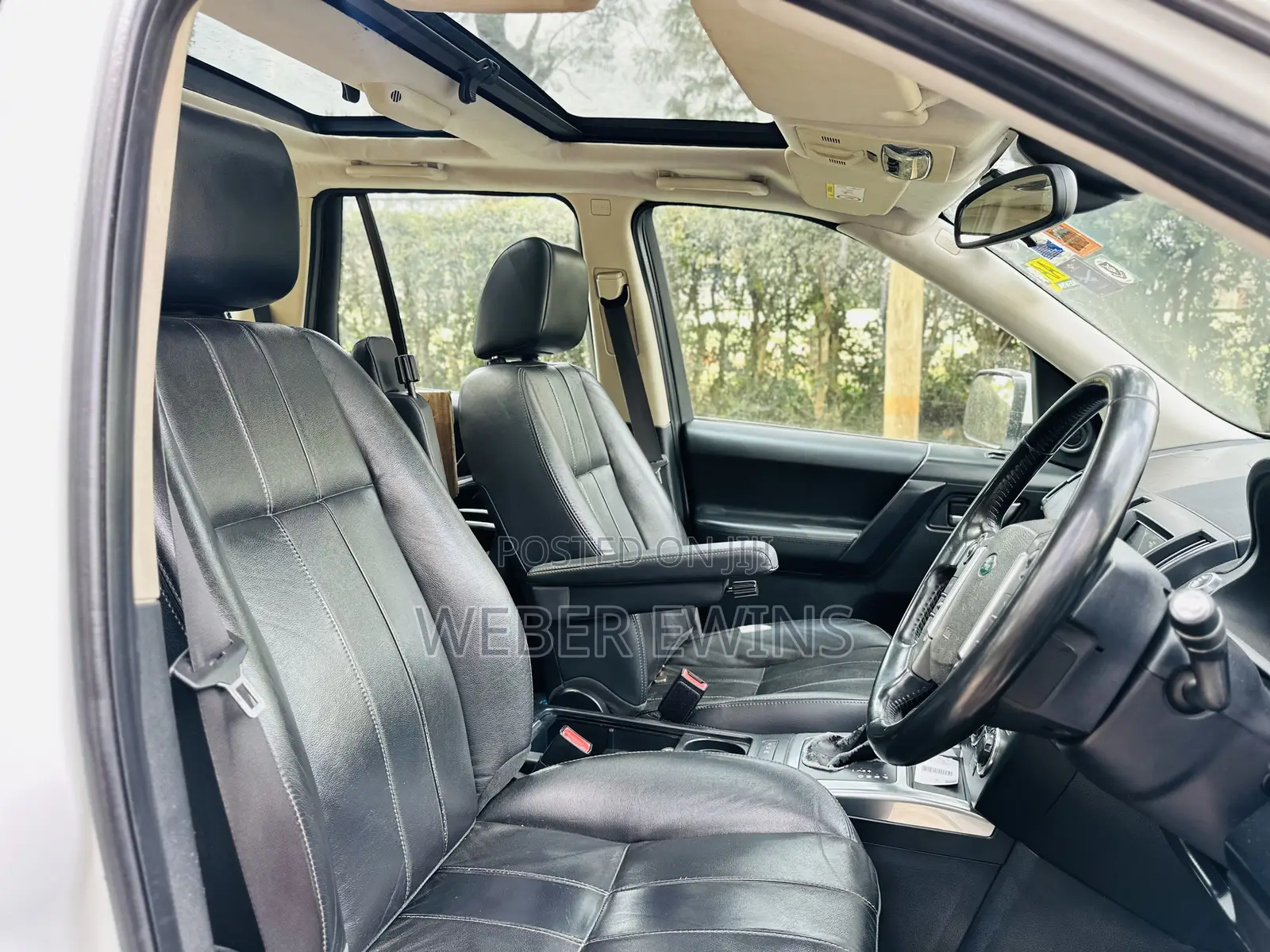 Land Rover Freelander SV Premium 2014 White