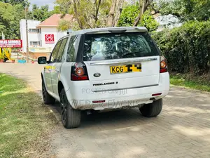 Land Rover Freelander SV Premium 2014 White