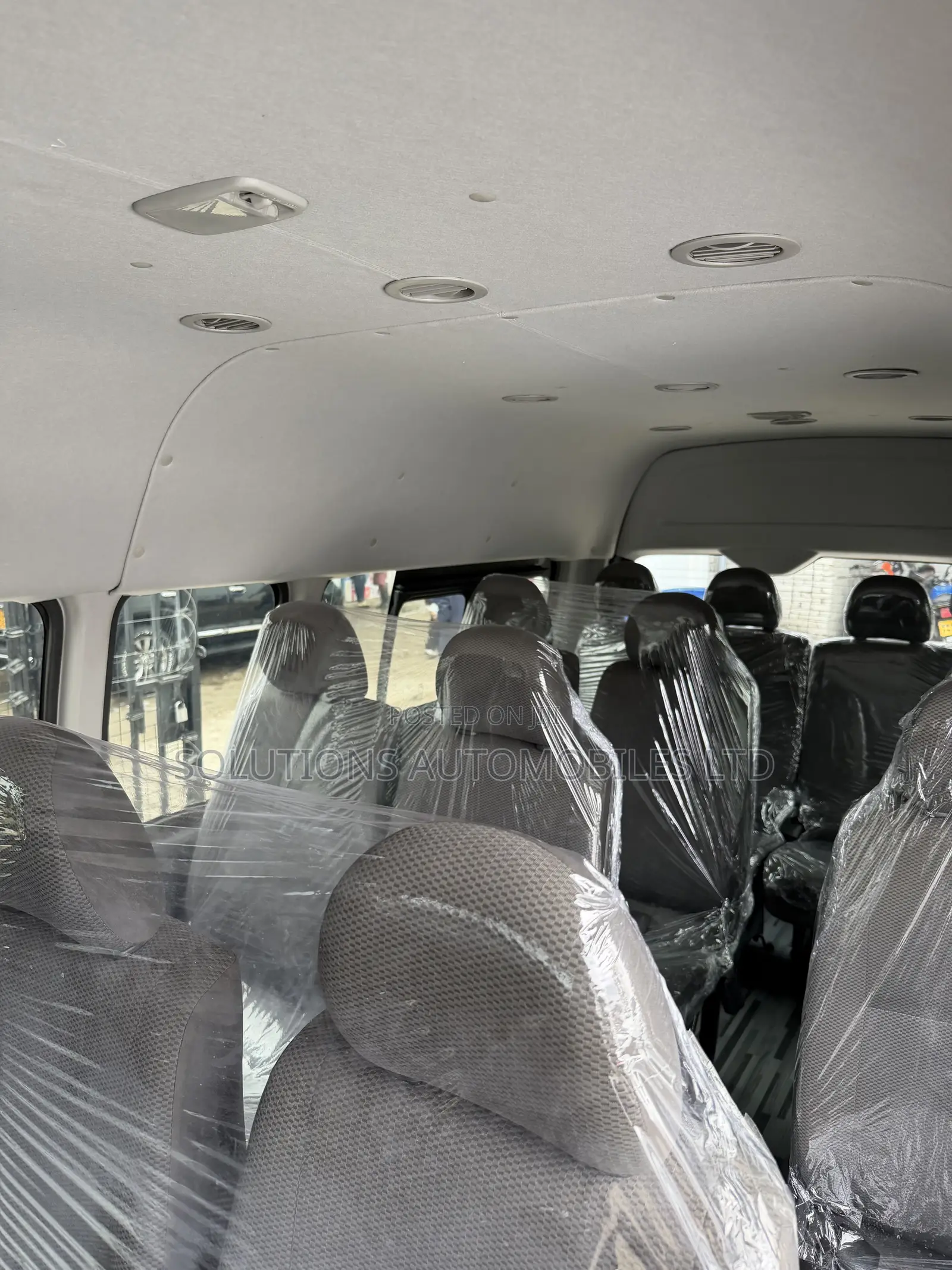 Toyota HiAce 2019 Silver