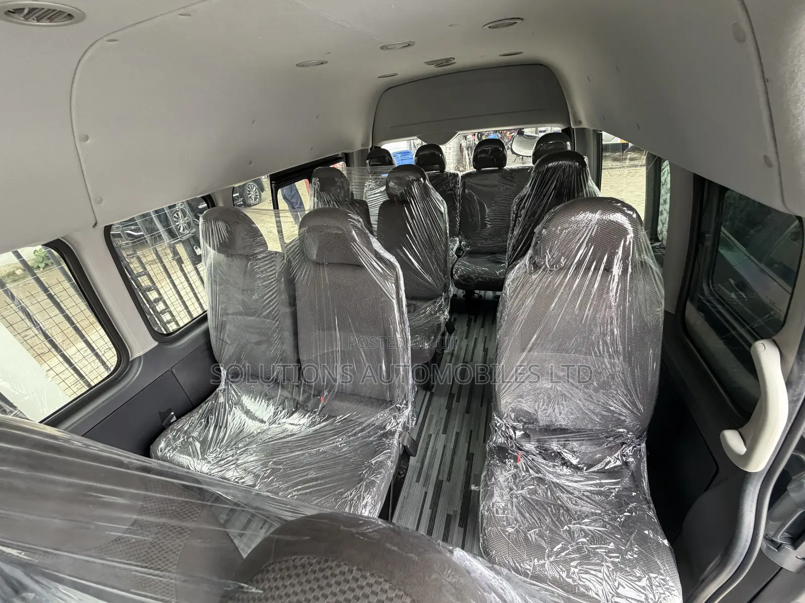 Toyota HiAce 2019 Silver