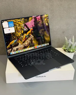 Laptop Apple MacBook Air 2024 M3 16GB Apple M3 SSD 1T