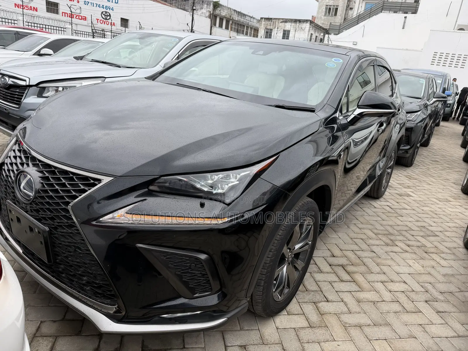 Lexus NX 300 FWD 2019 Black