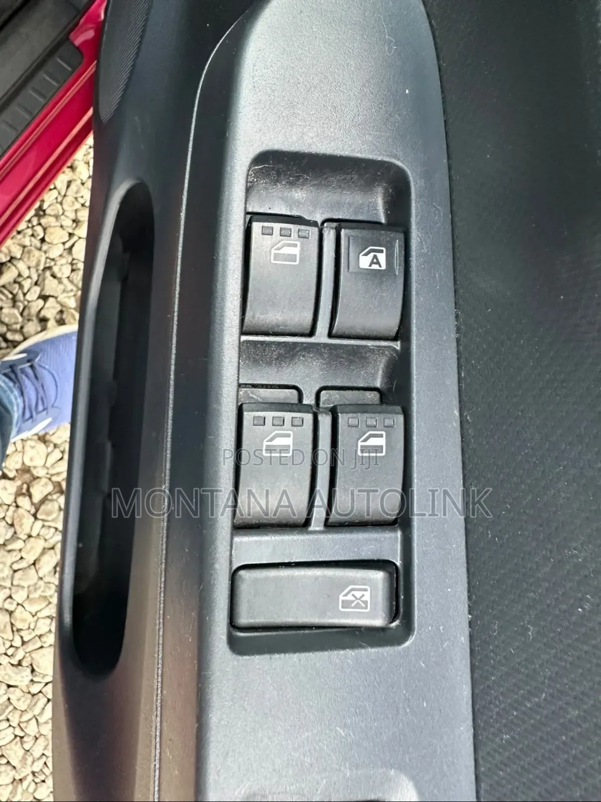 Daihatsu Mira 2019 Red