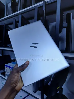 Laptop HP EliteBook 830 G8 8GB Intel Core i7 SSD 256GB