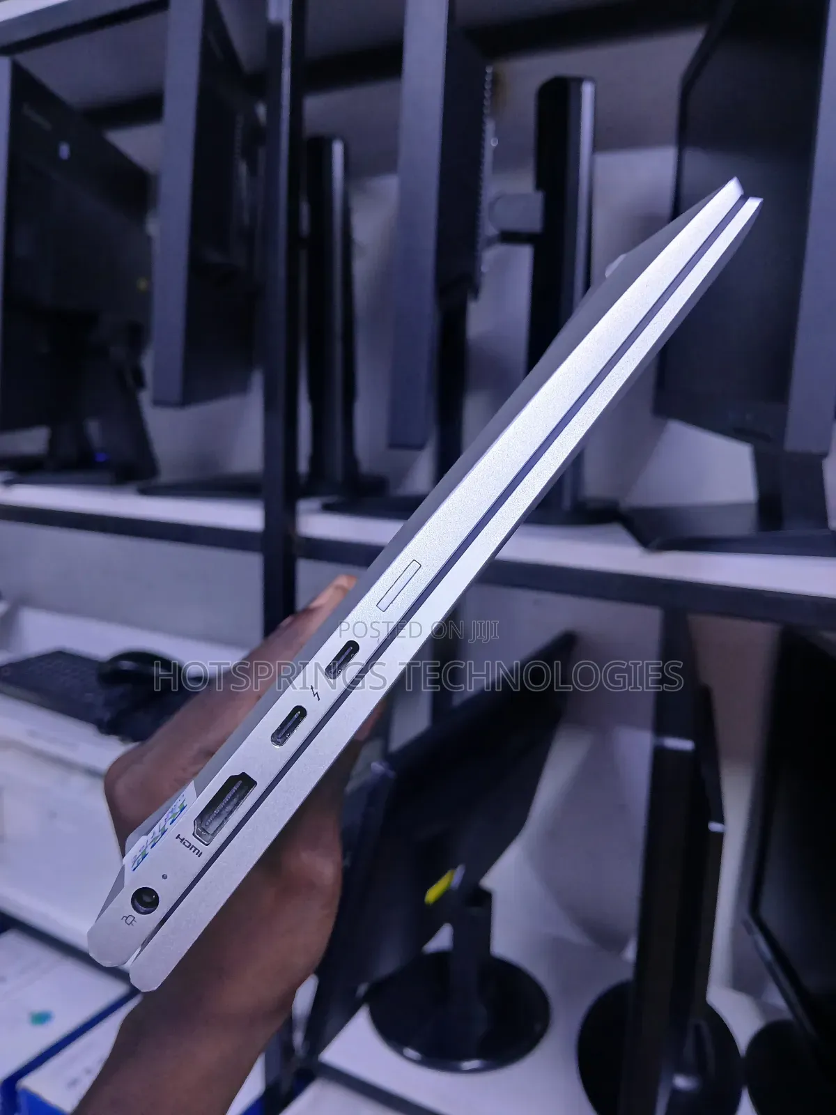 Laptop HP EliteBook 830 G8 8GB Intel Core i7 SSD 256GB
