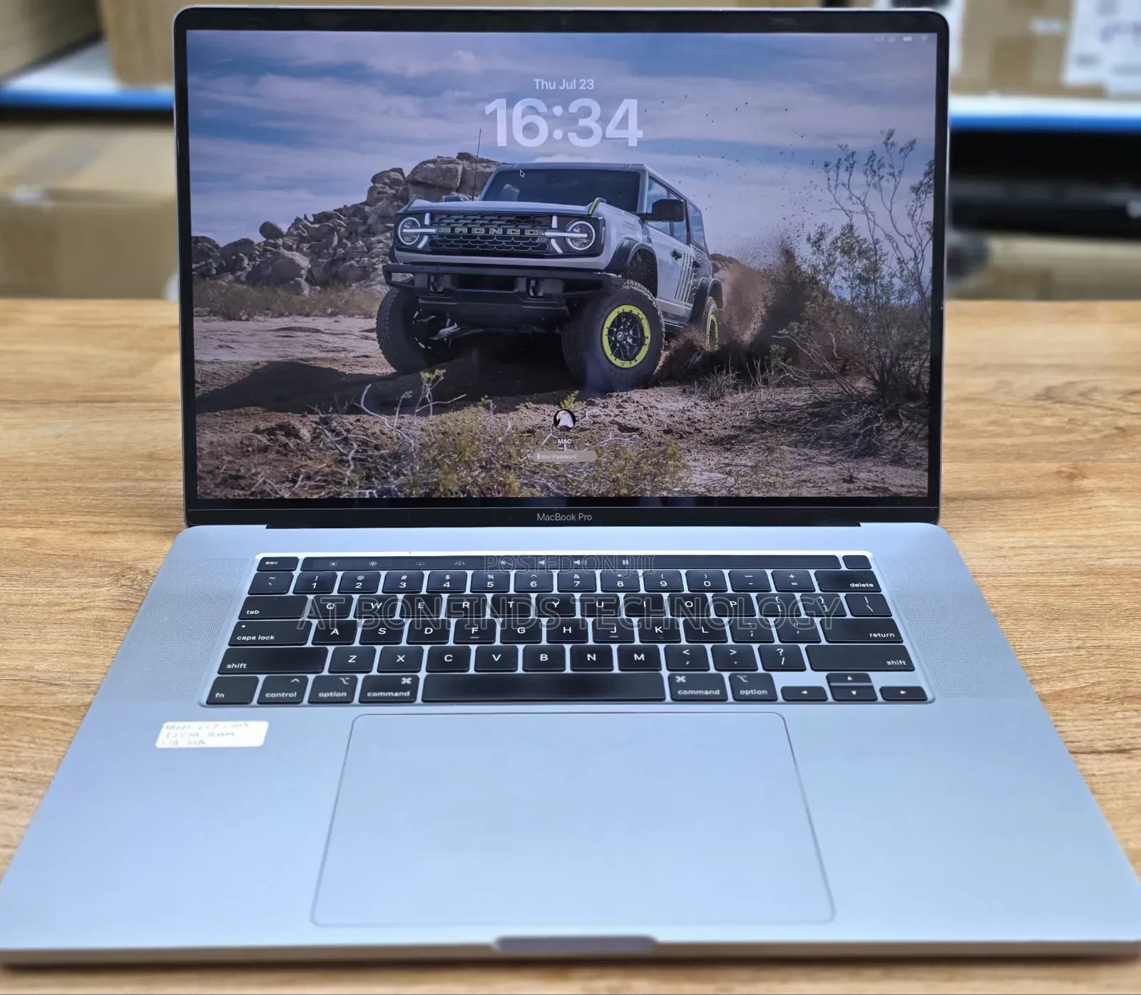 Laptop Apple MacBook Pro 2019 32GB Intel Core i7 SSD 1T