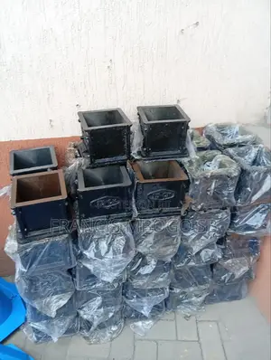 Laboratory Test Cubes Moulds