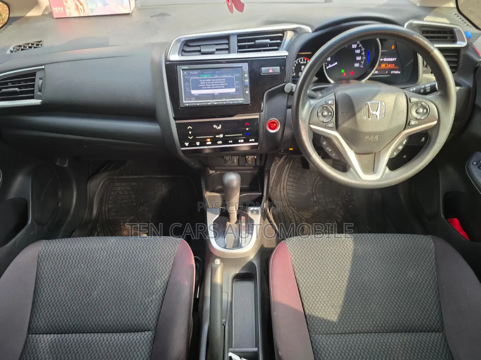 Honda Fit 2018 Silver