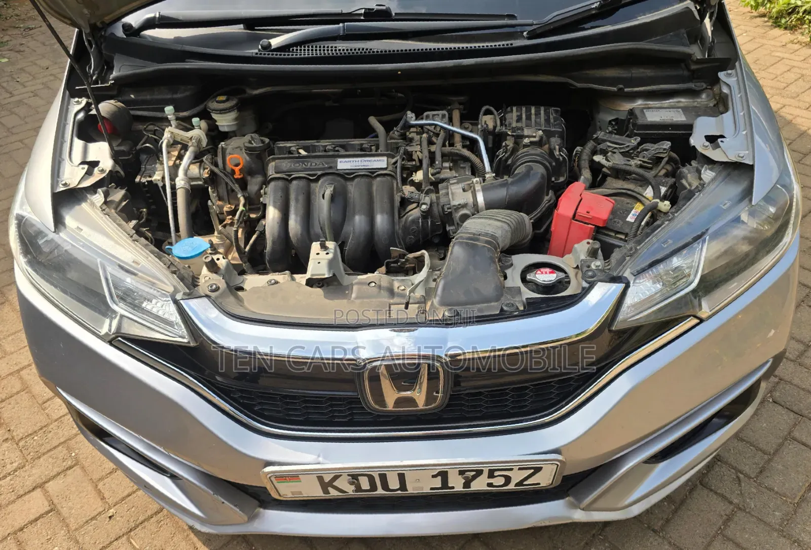 Honda Fit 2018 Silver