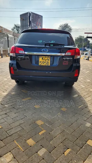 Subaru Outback 2011 Black