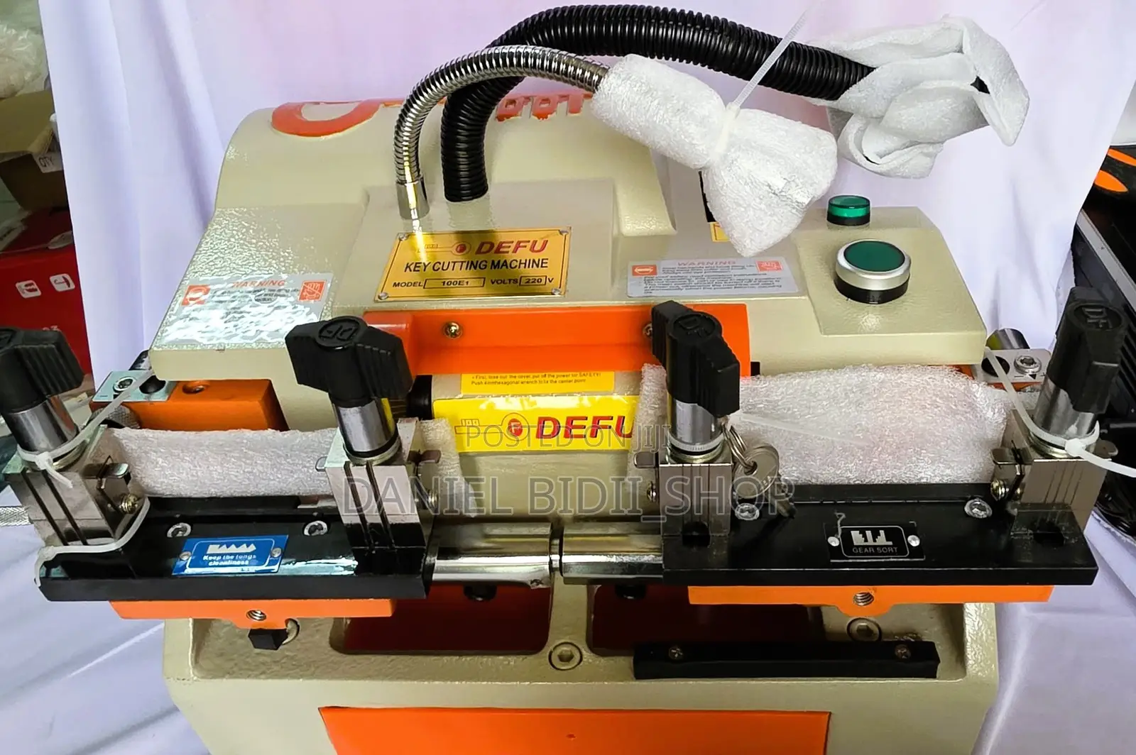 Defu Key Cutting Machine 100e1